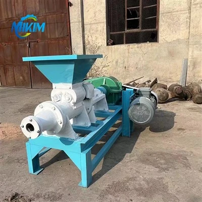 Extruder de pulbere de carbon